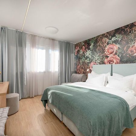Skaline Luxury Rooms Split Exterior photo